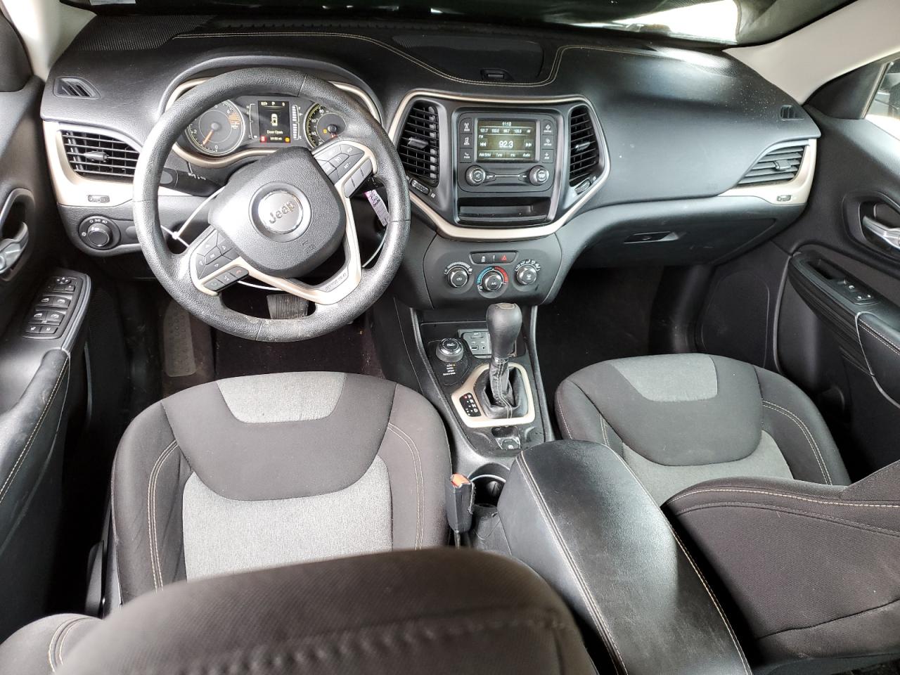 2016 Jeep Grand Cherokee - Image 8