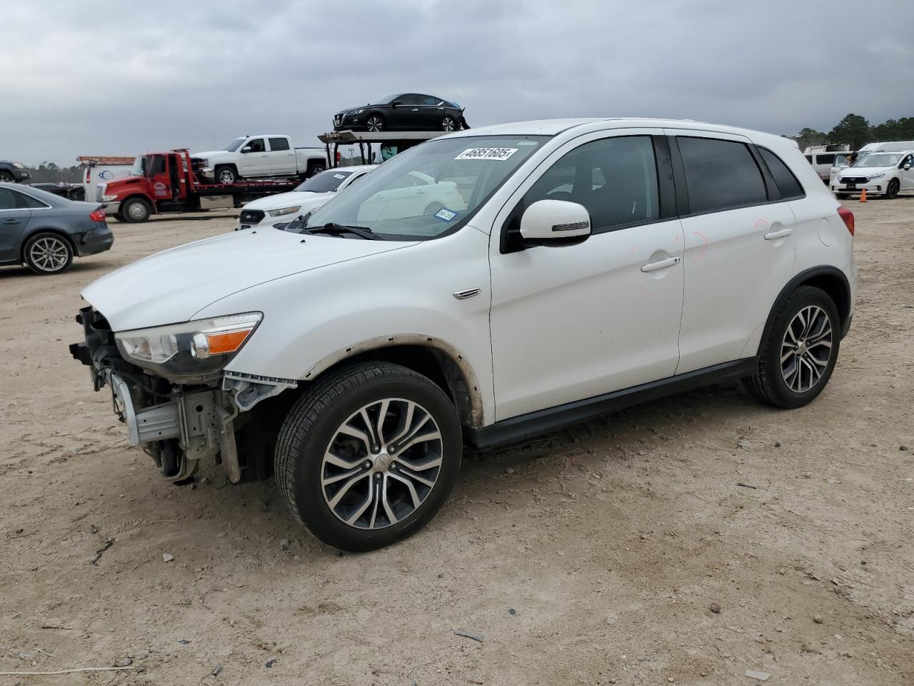 2018 Mitsubishi Outlander - Image 1