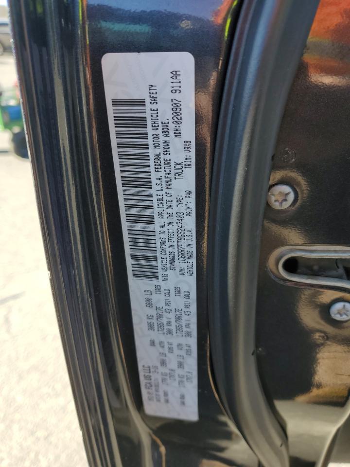 2016 RAM 1500 - Image 12
