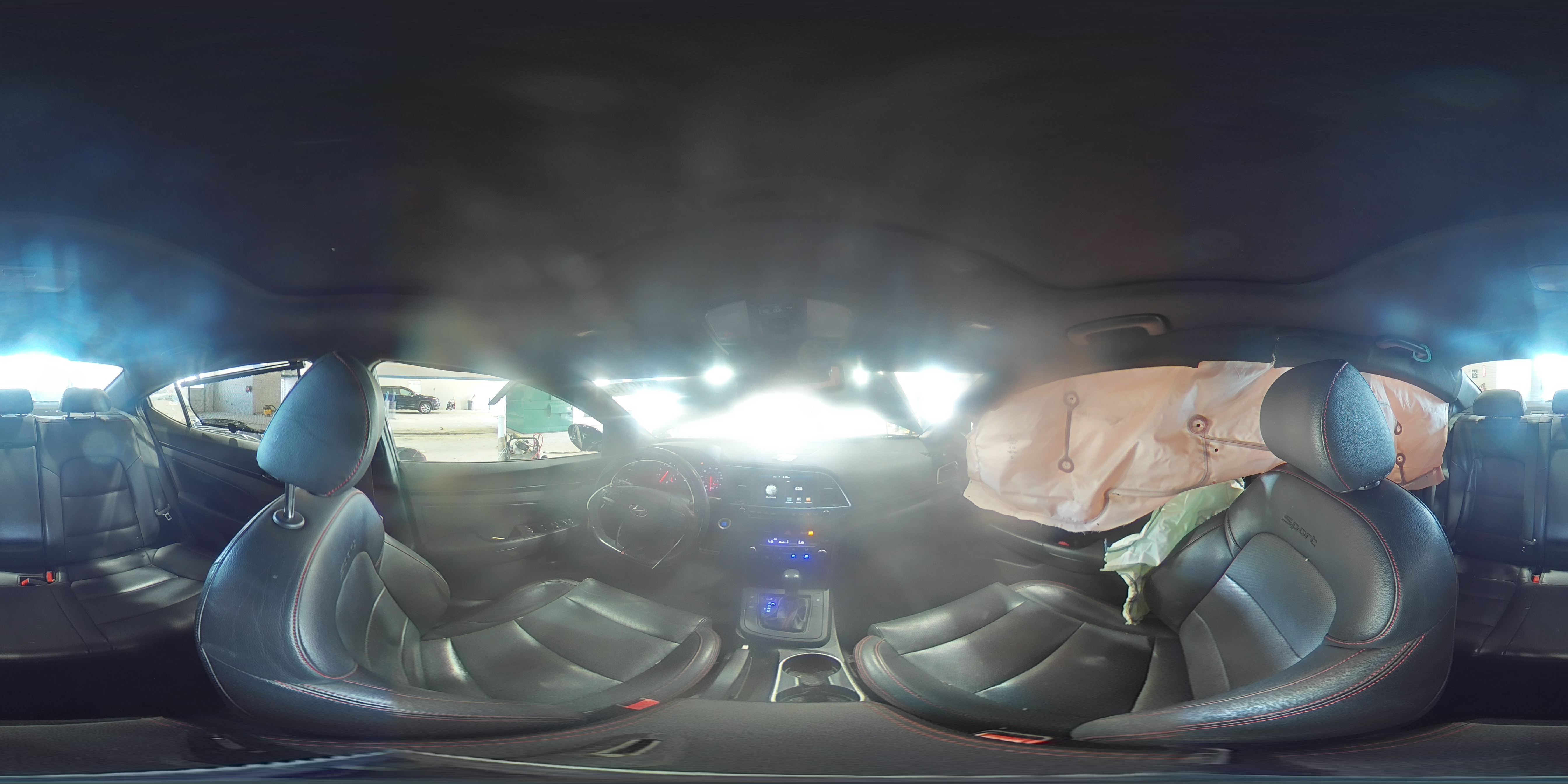 2018 Hyundai Elantra - Image 13