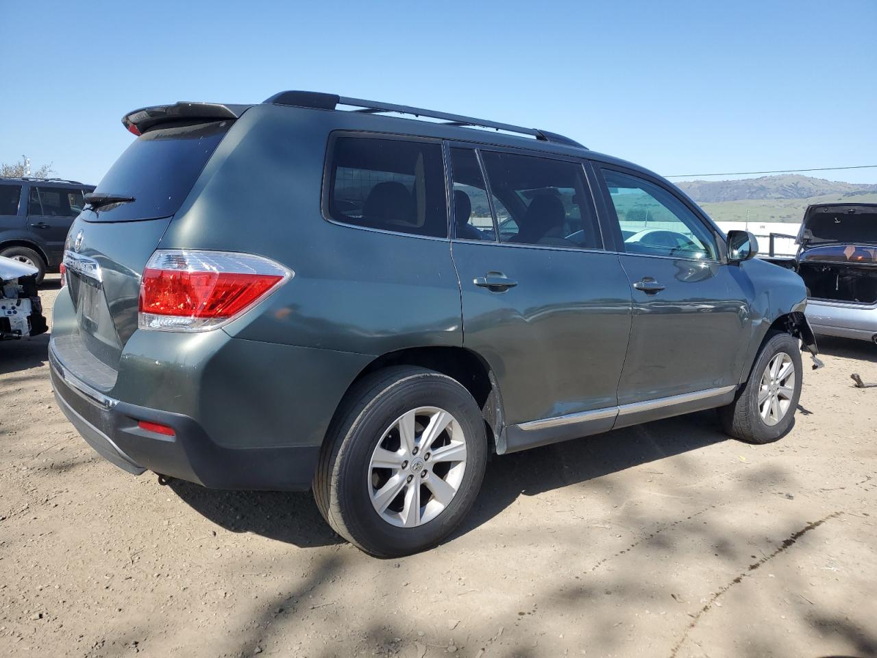 2013 Toyota Highlander - Image 3