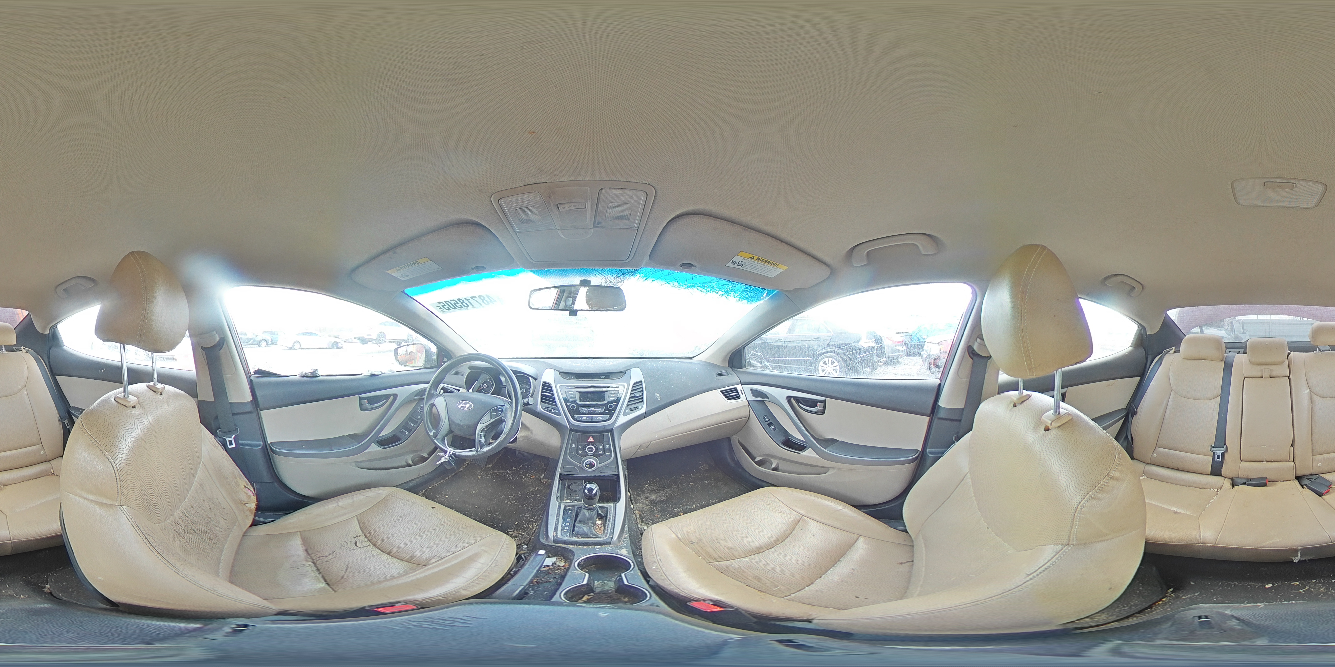 2014 Hyundai Elantra - Image 13