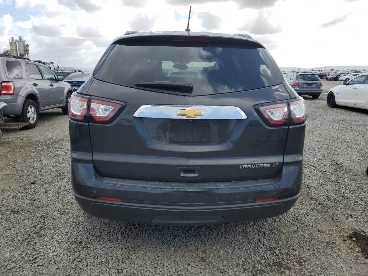 2013 Chevrolet Traverse - Image 6