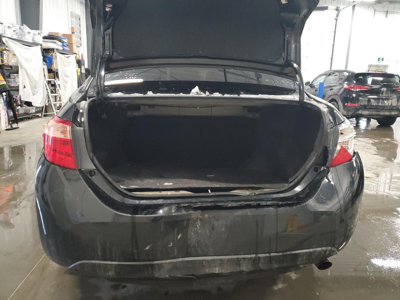 2T1BURHE0JC075225 TOYOTA COROLLA 2018