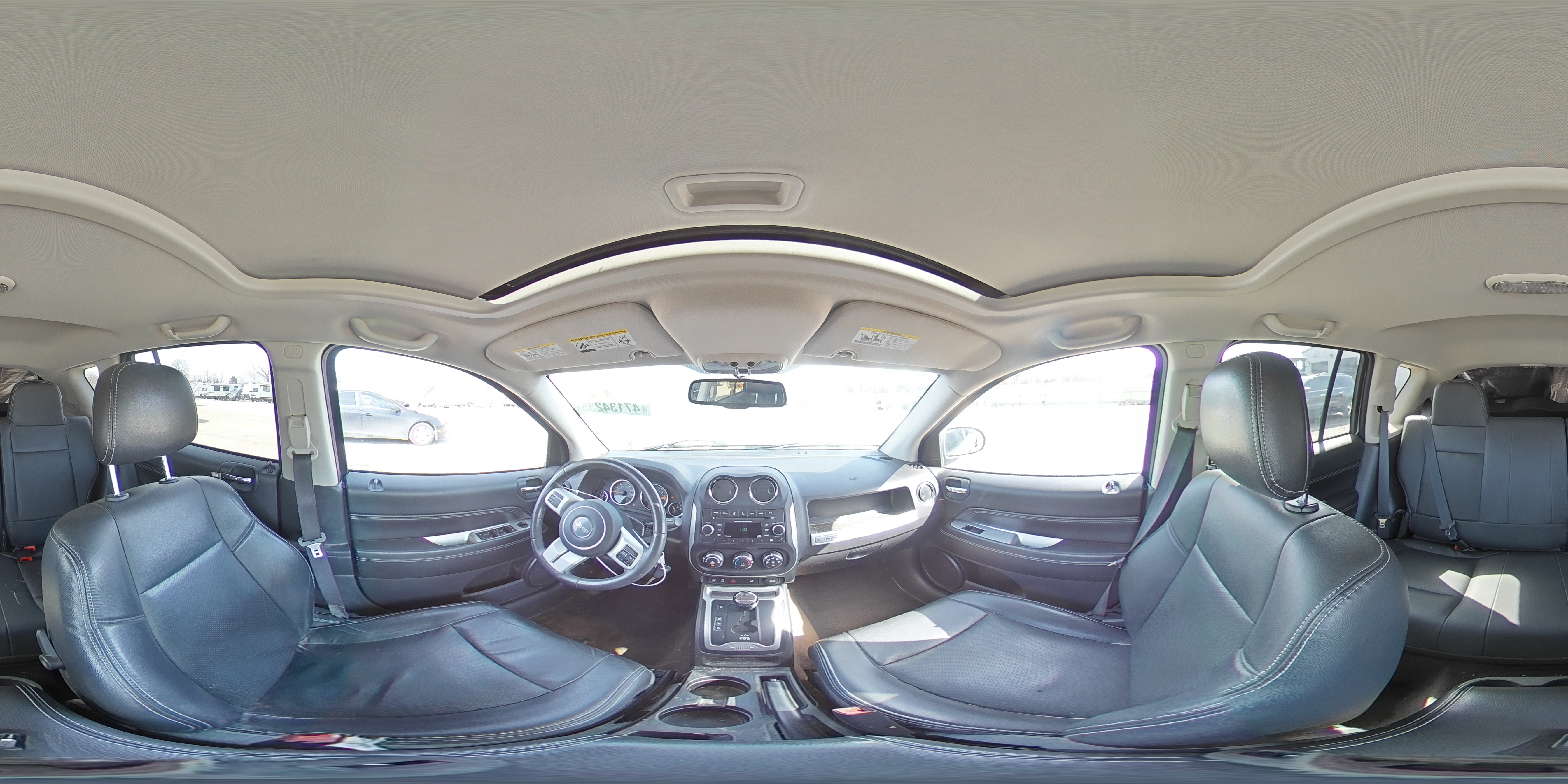 2016 Jeep Compass - Image 16