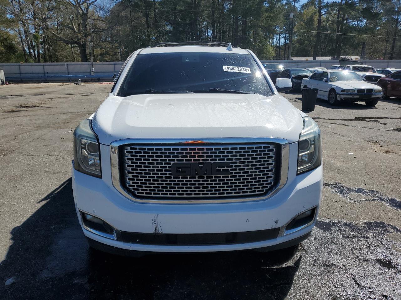2015 GMC Yukon - Image 5