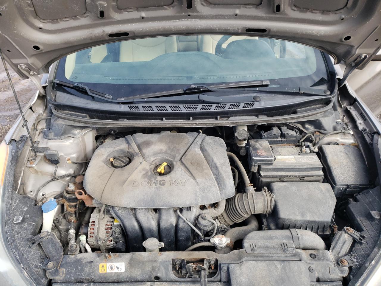 2013 Hyundai Elantra - Image 11