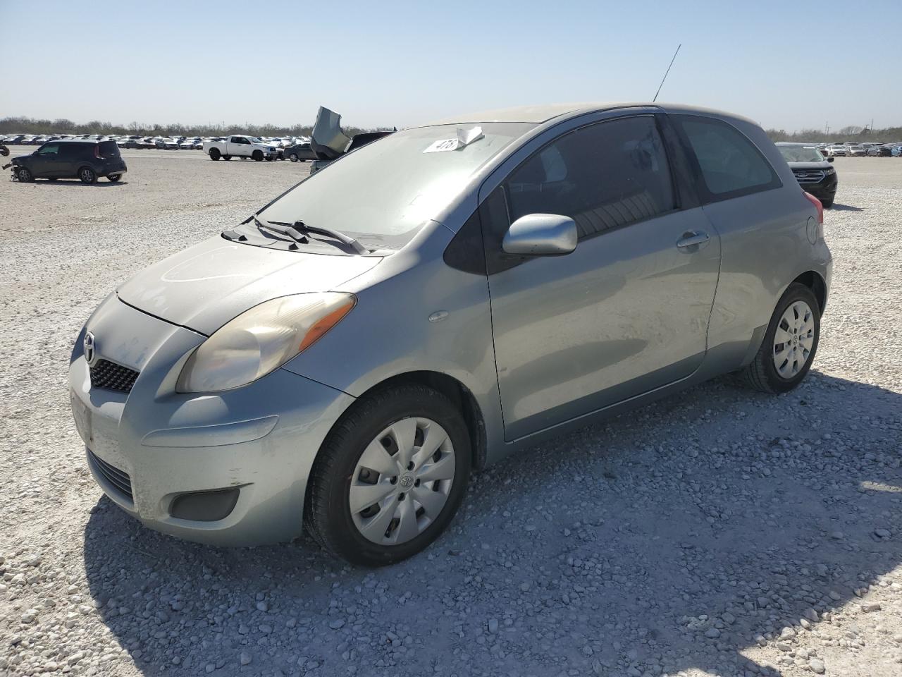 2010 Toyota Yaris - Image 1