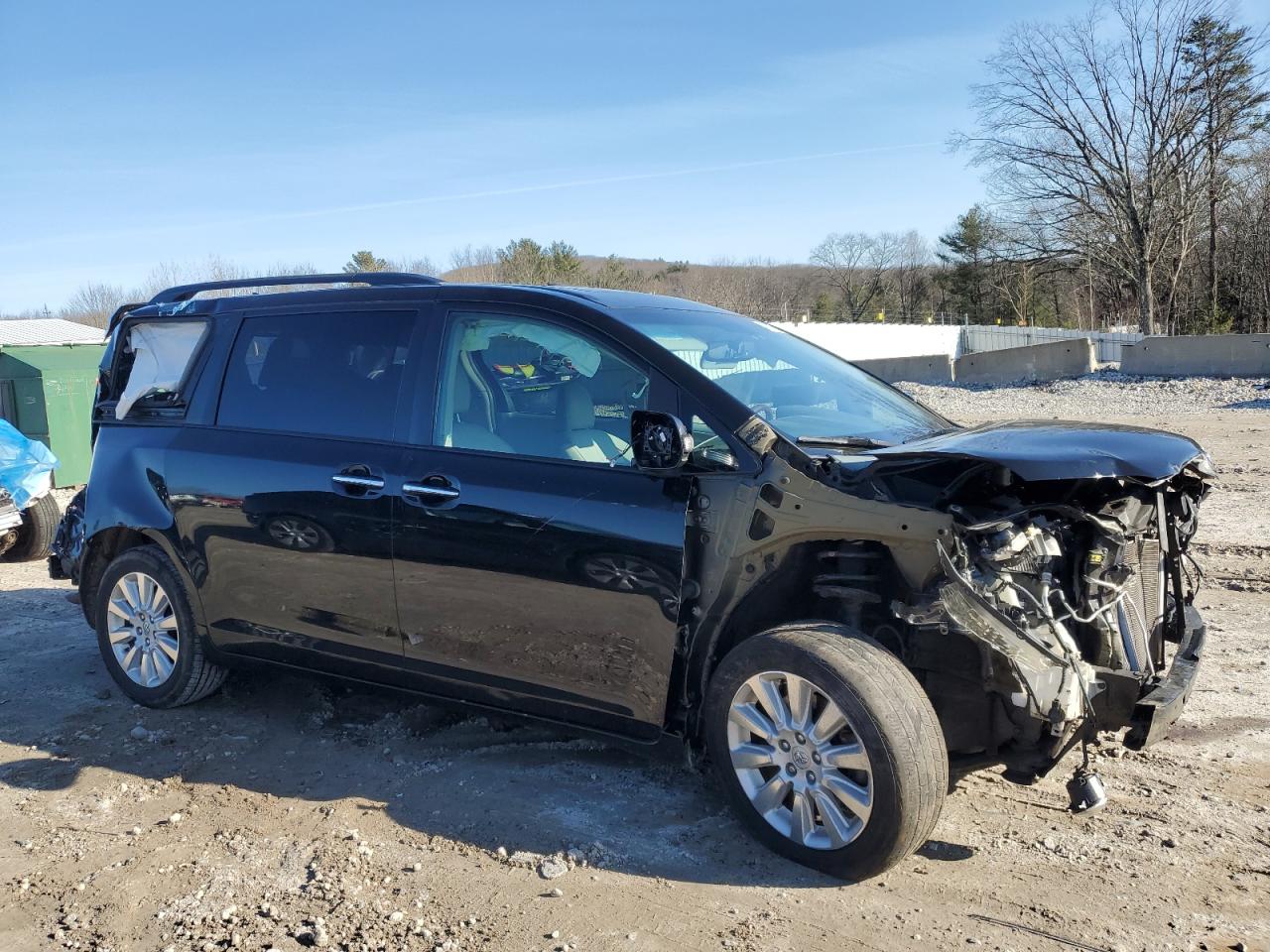 2014 Toyota Sienna - Image 4
