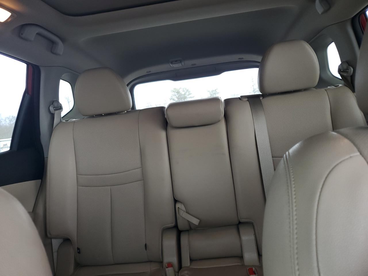 2015 Nissan Rogue - Image 10