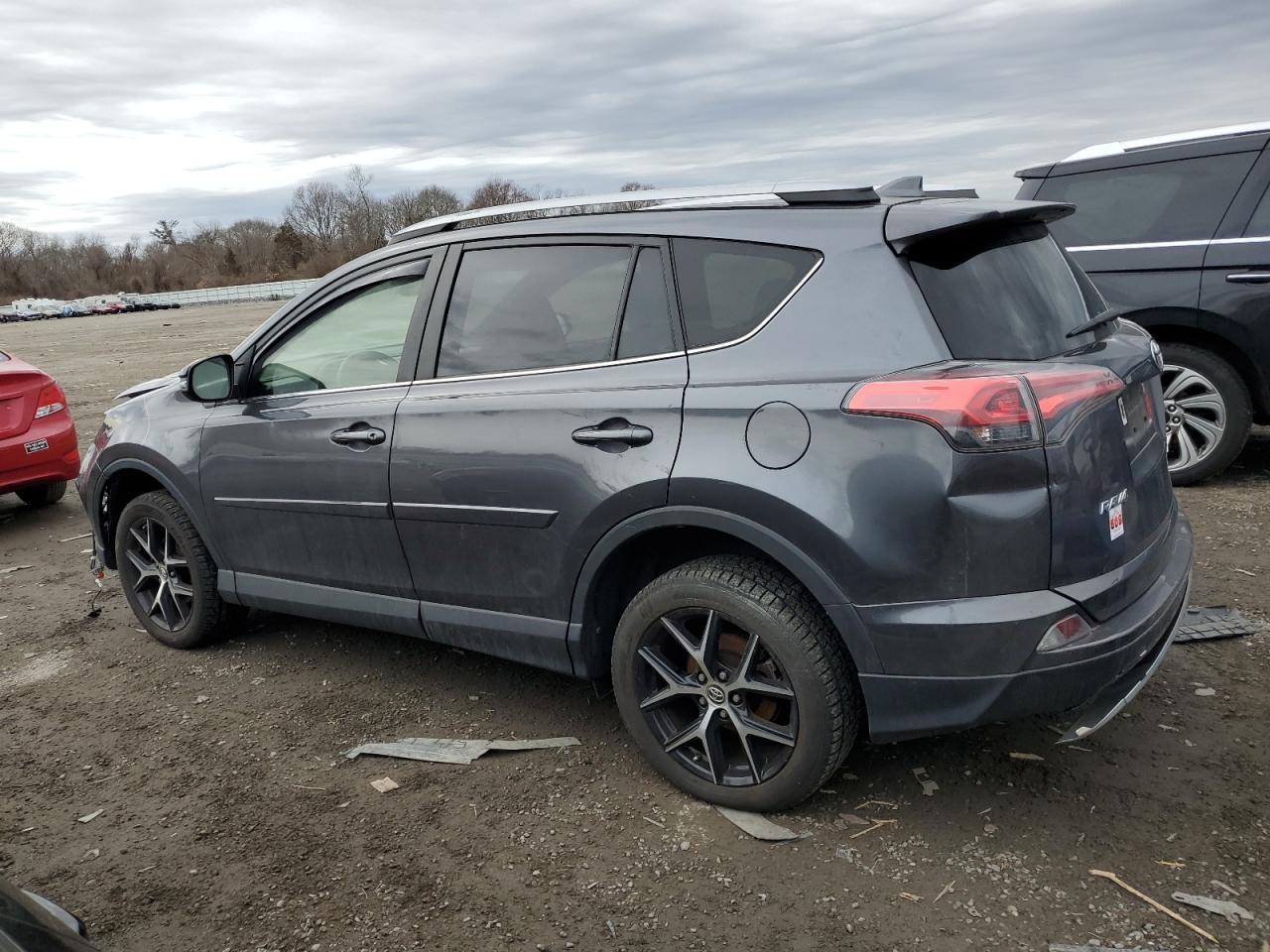 2018 Toyota RAV 4 - Image 2