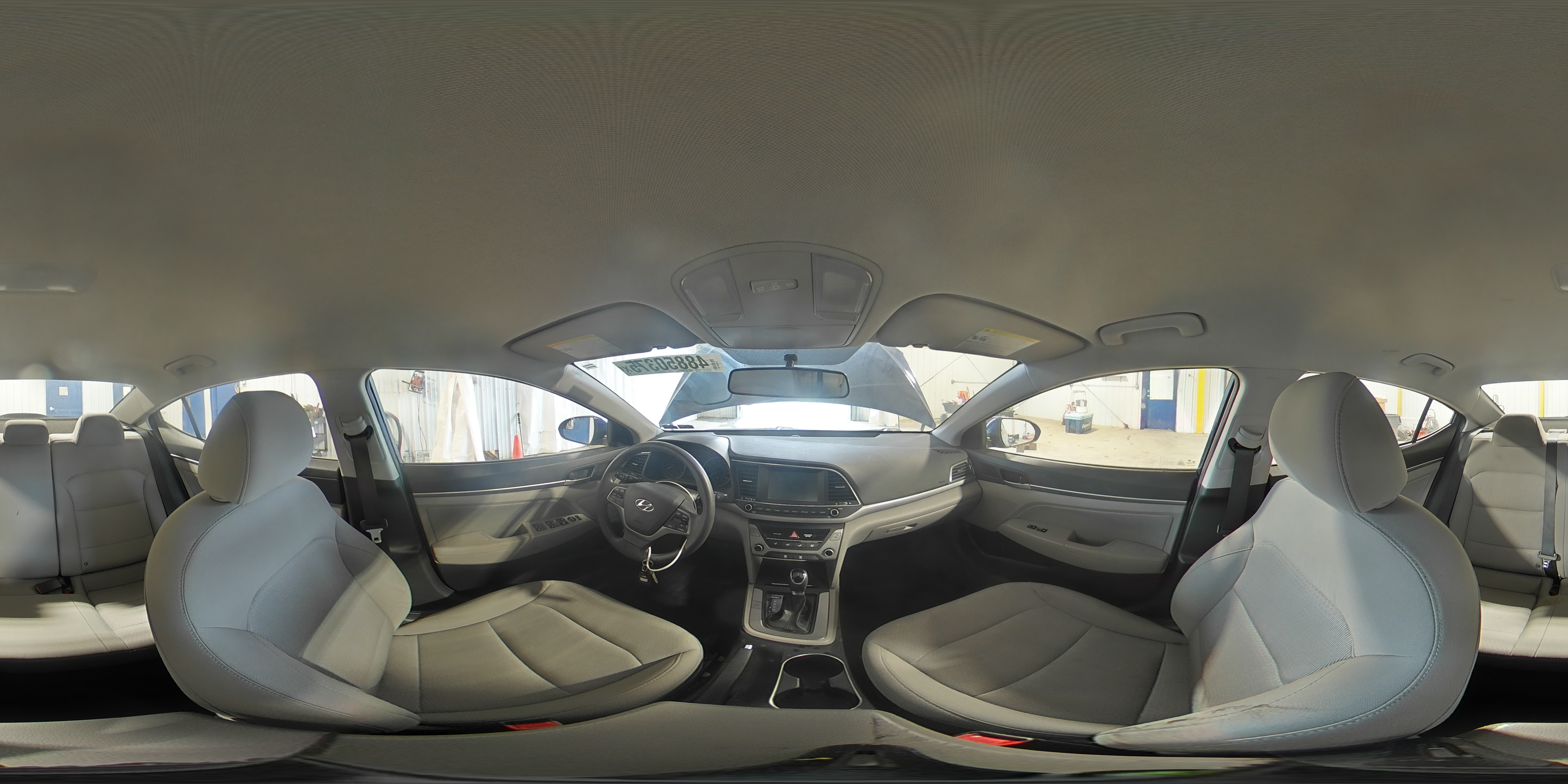 2017 Hyundai Elantra - Image 15