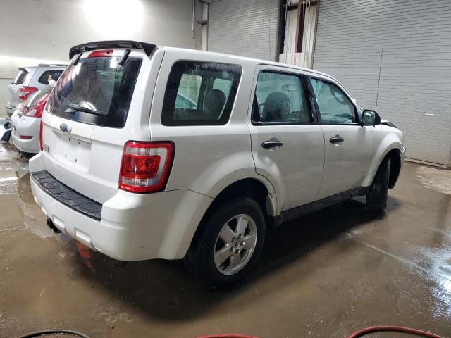  FORD ESCAPE 2012 Белый