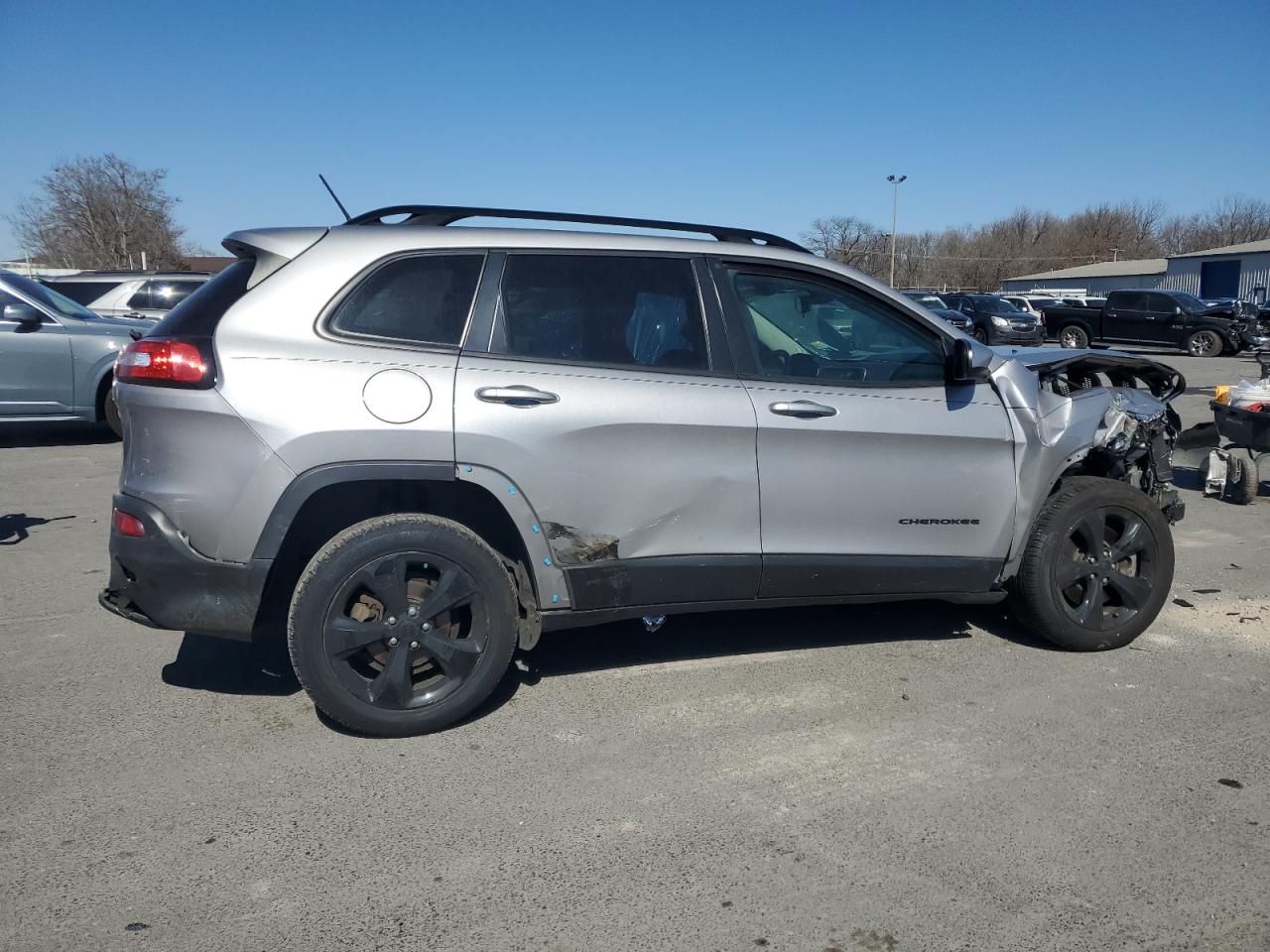 2018 Jeep Grand Cherokee - Image 3
