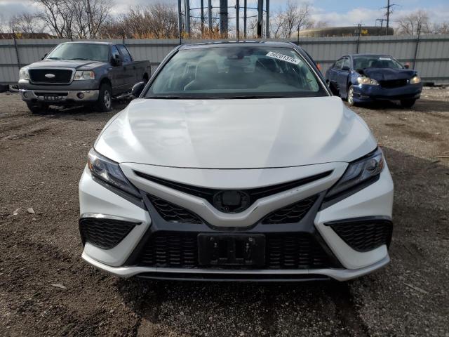  TOYOTA CAMRY 2023 Білий