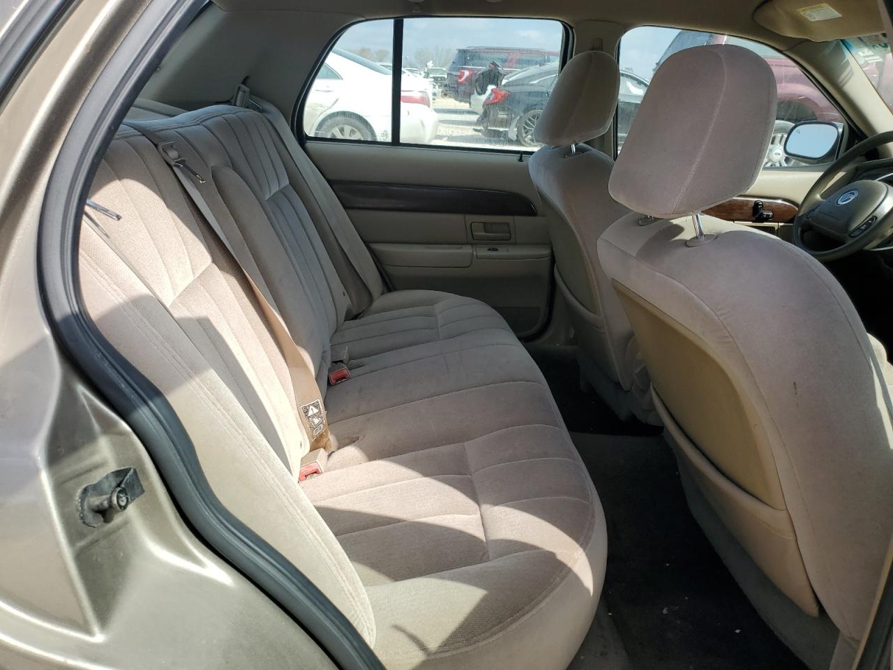 2003 Mercury Grand Marquis - Image 10