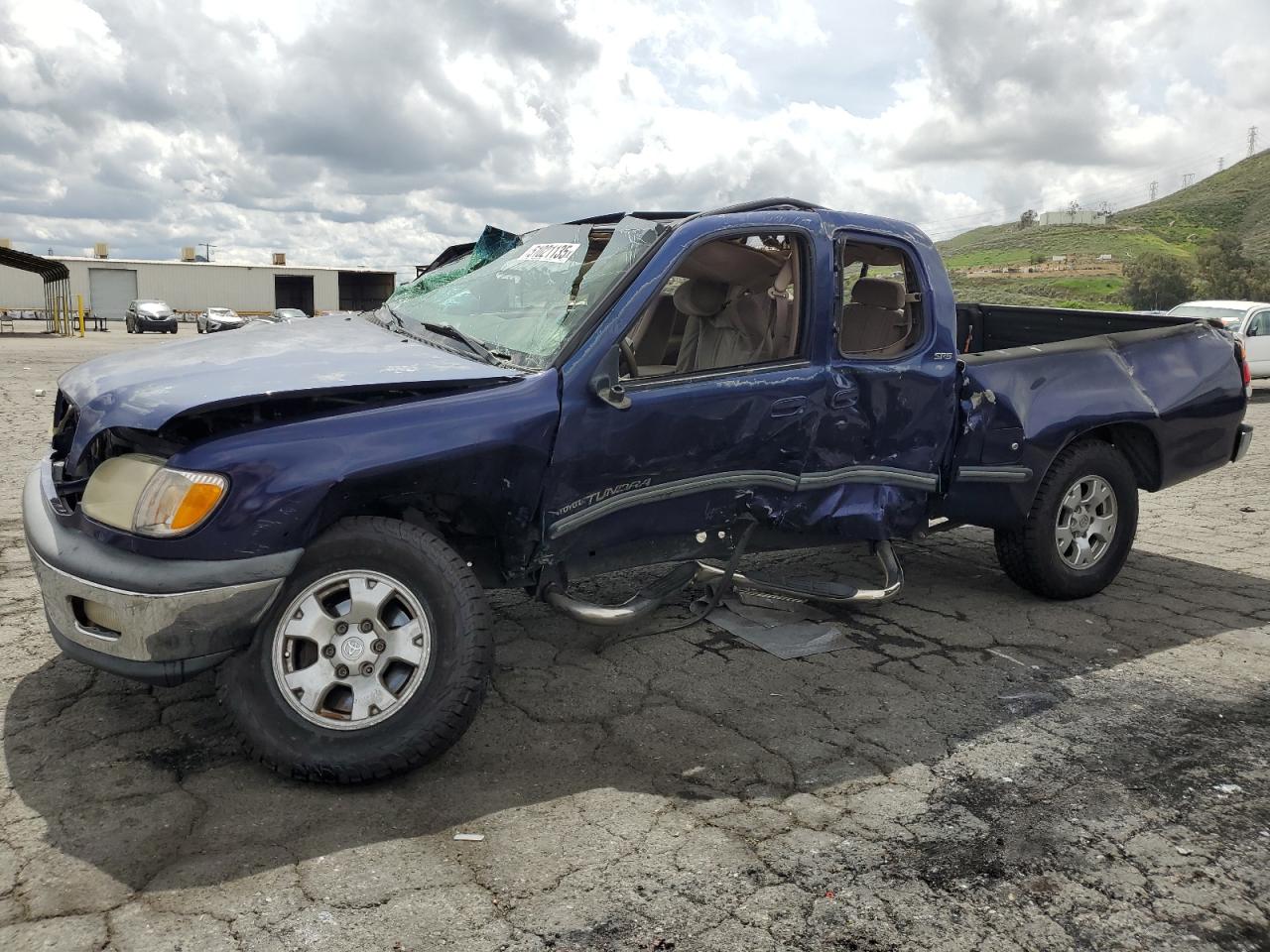 2000 Toyota Tundra Access Cab for Sale in Colton, CA - Rollover