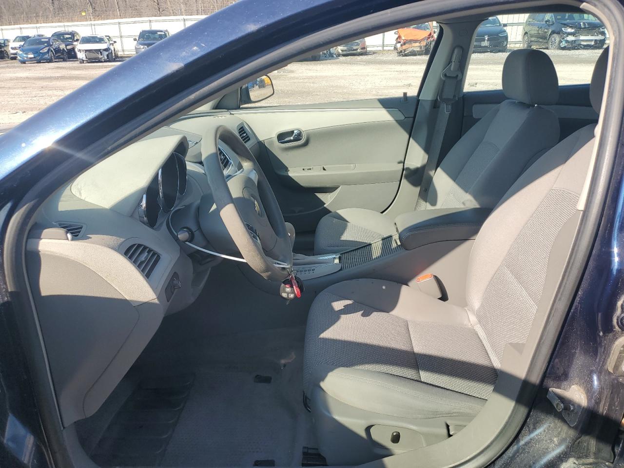 2009 Chevrolet Malibu - Image 7