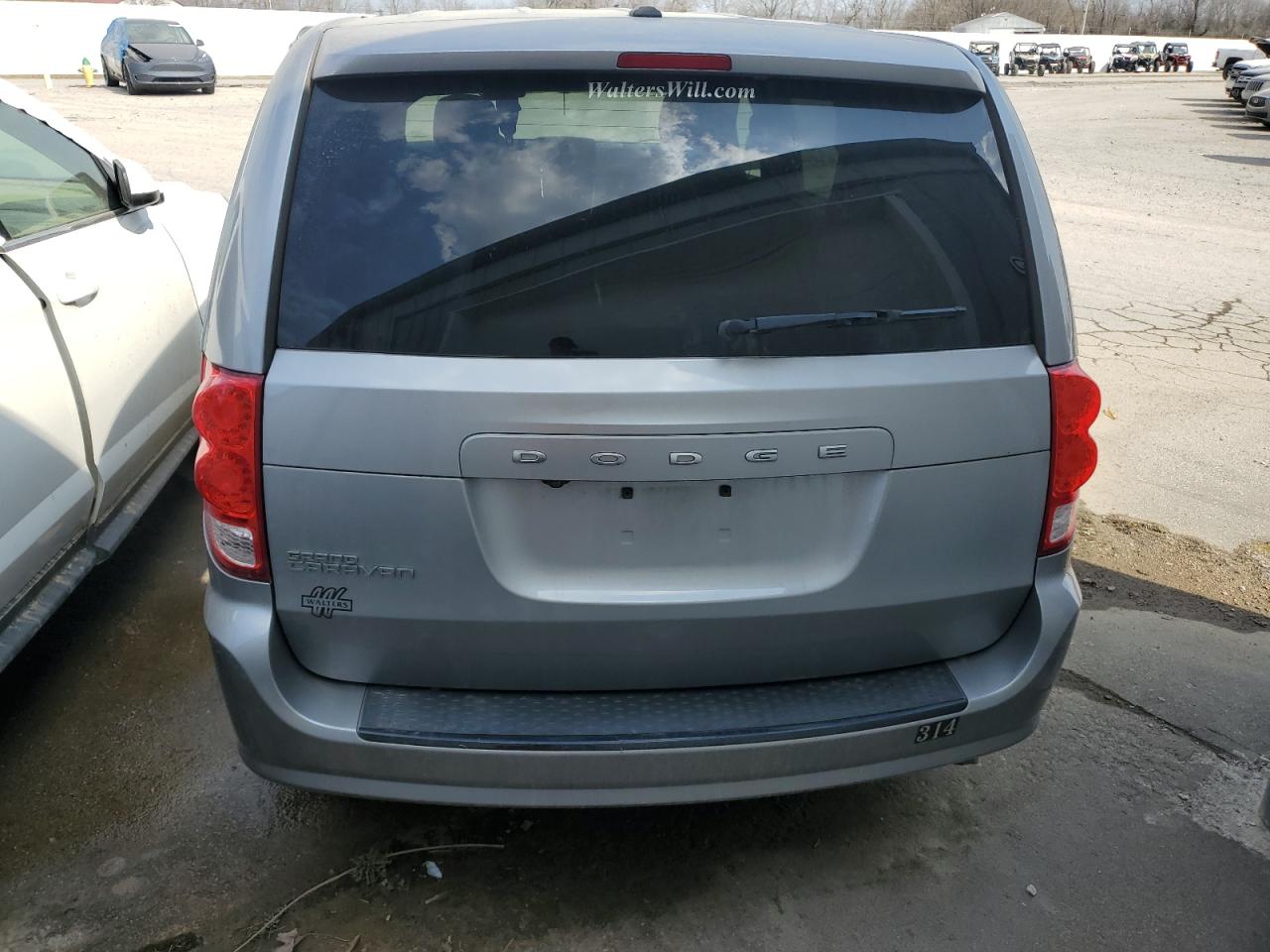 2019 Dodge Caravan - Image 6