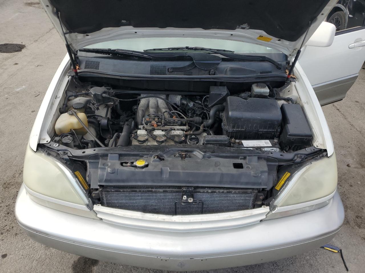 2002 Lexus RX - Image 12