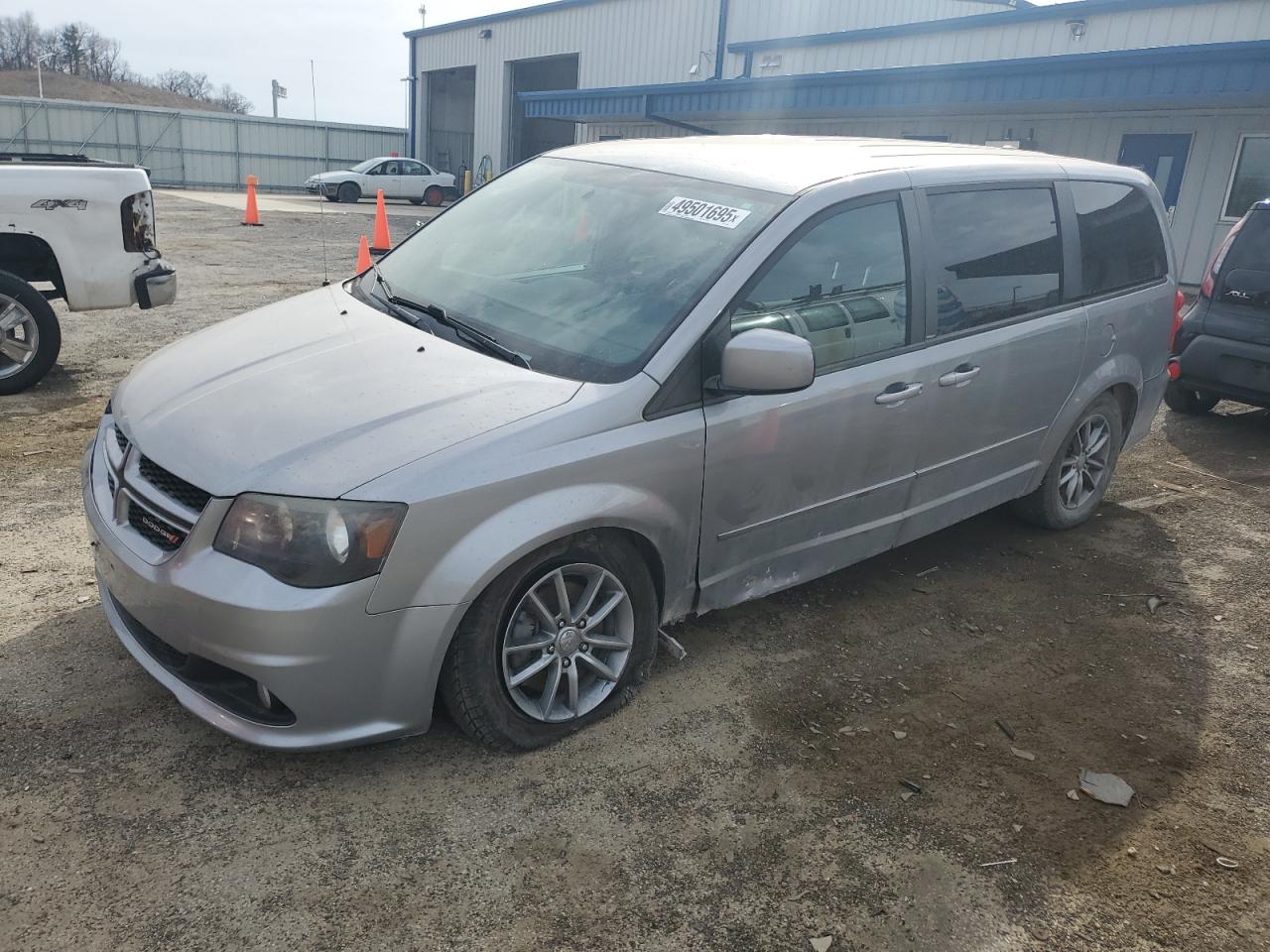 2014 Dodge Caravan - Image 1