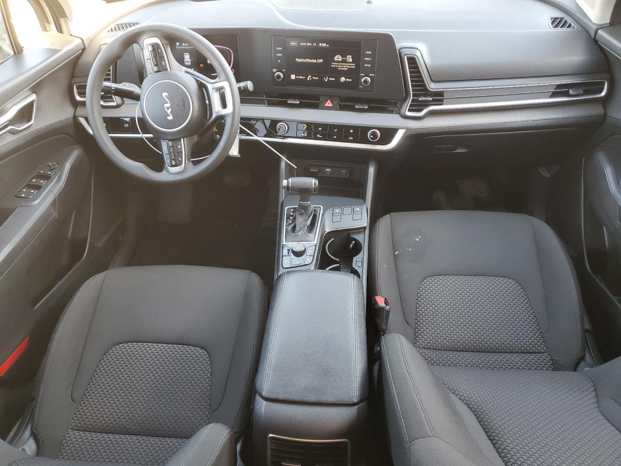 2023 Kia Sportage - Image 8