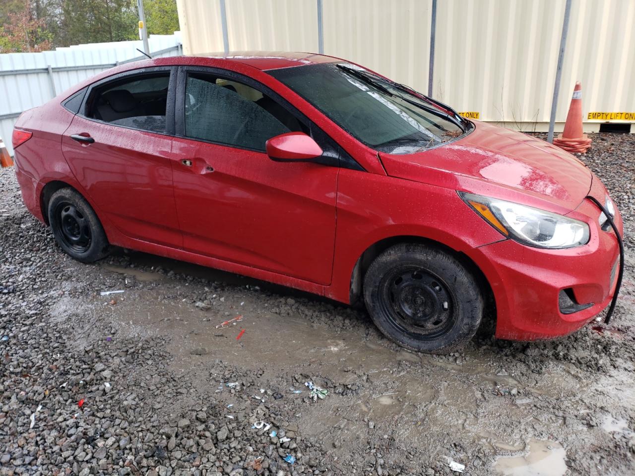2014 Hyundai Accent - Image 4