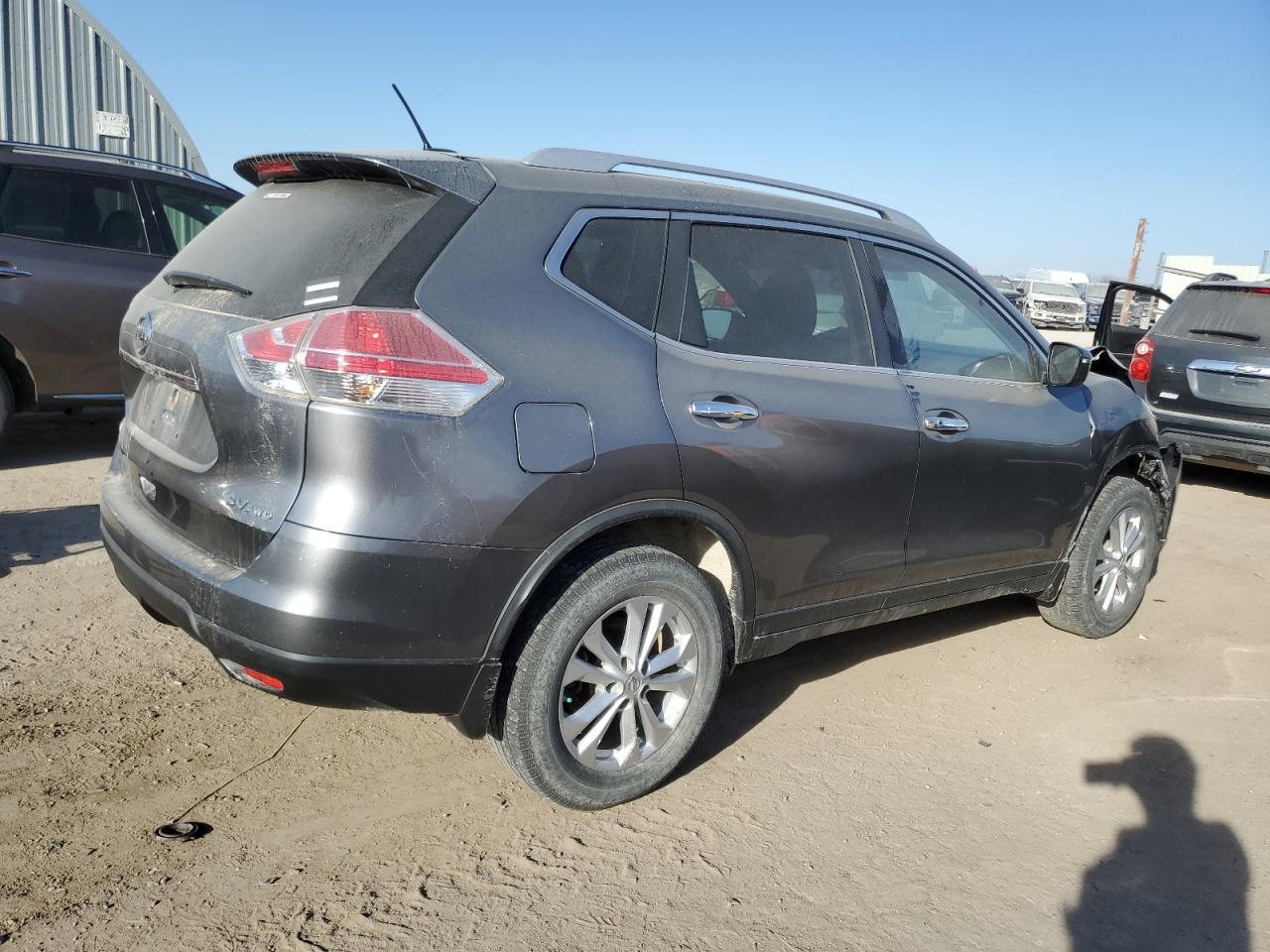 KNMAT2MV9GP622515 NISSAN ROGUE 2016