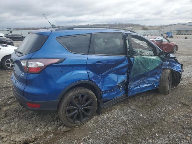 FORD ESCAPE 2018 Granatowy