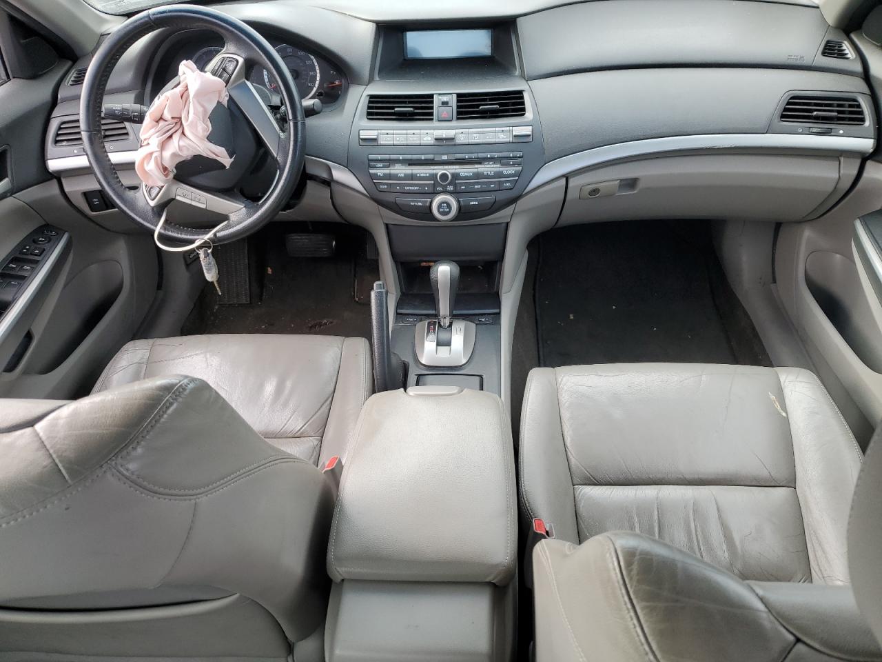 2010 Honda Accord - Image 8