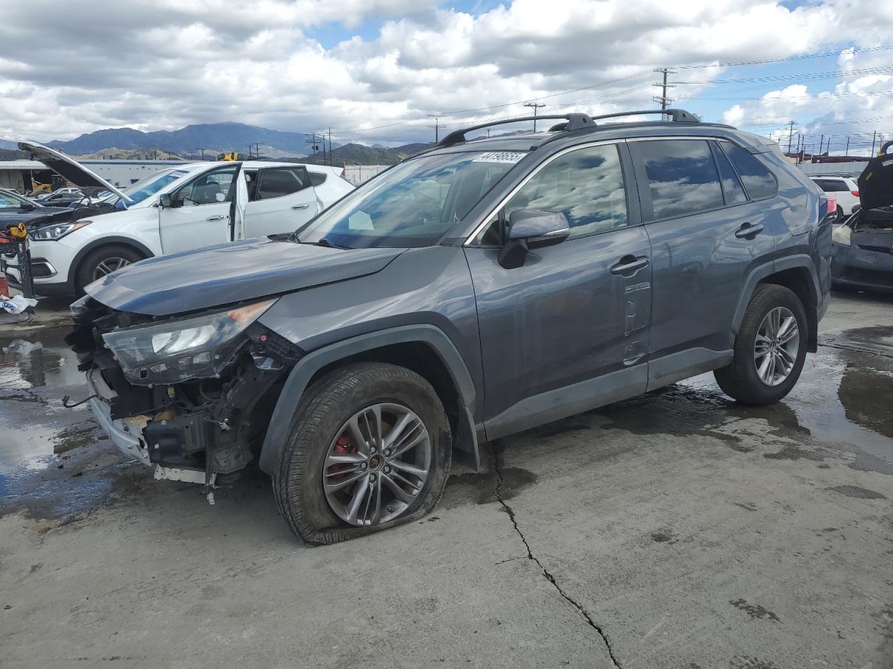 2019 Toyota RAV 4 - Image 1
