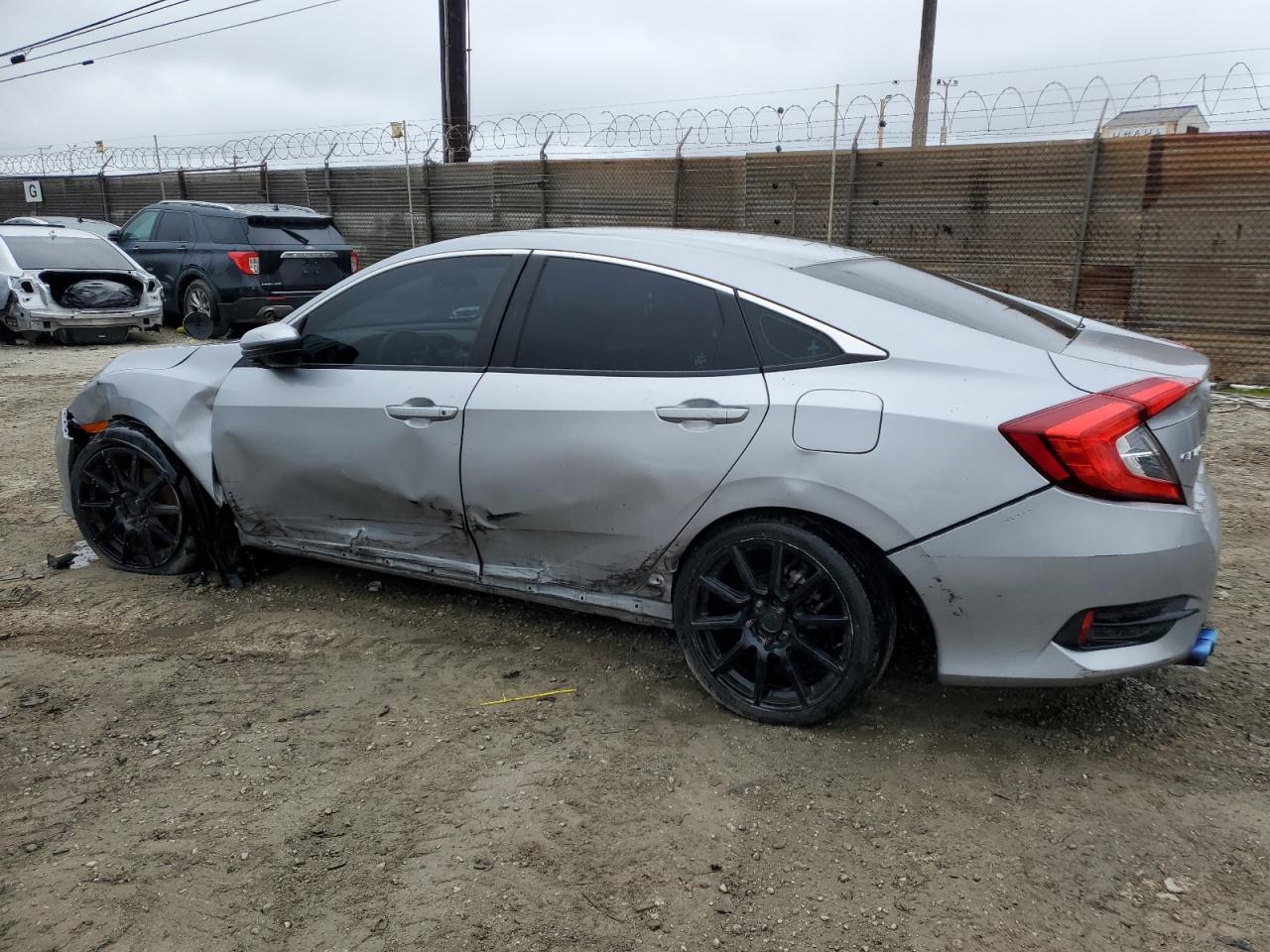 2HGFC2F58GH567094 HONDA CIVIC 2016