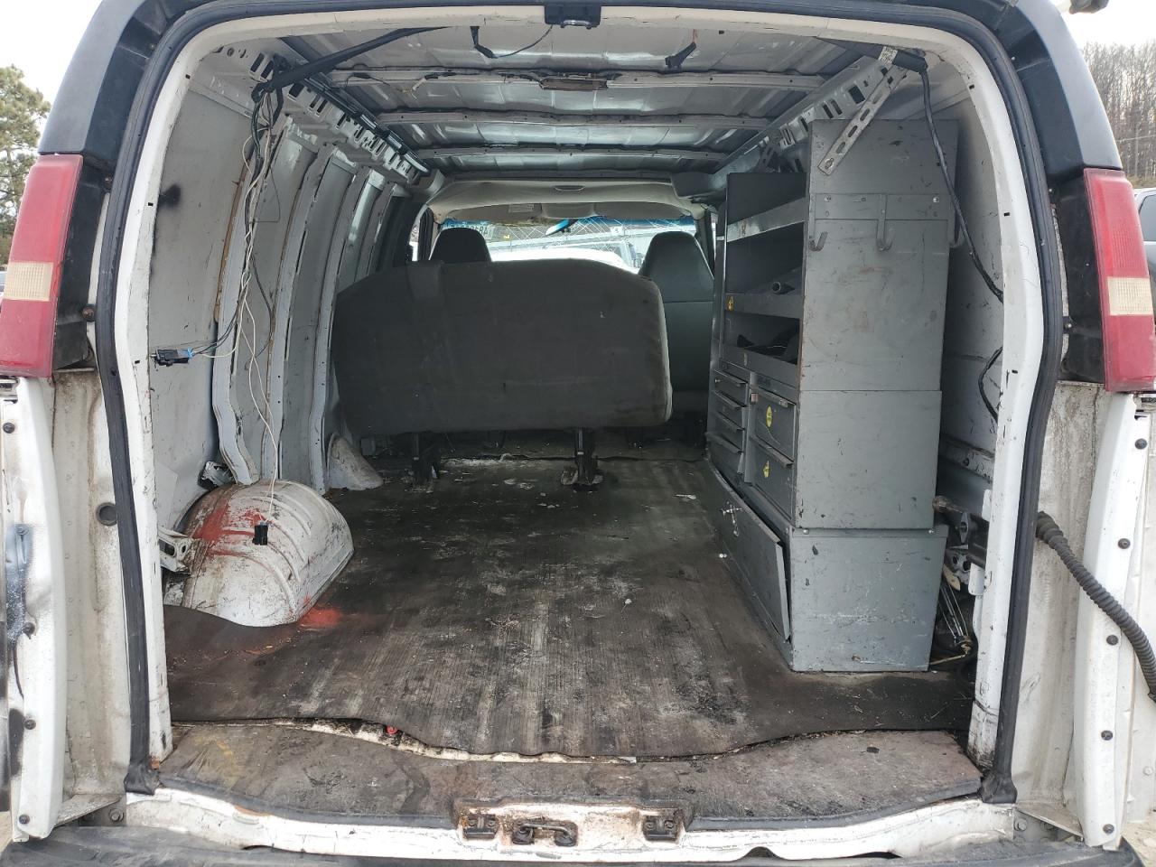 2005 Chevrolet Express G3500 VIN: 1GCHG35U351116886 Lot: 48190015