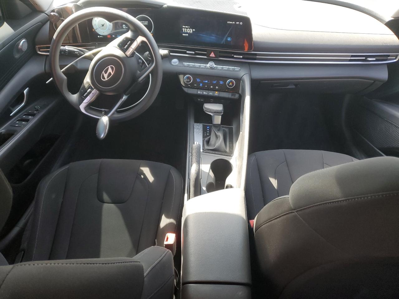 2024 Hyundai Elantra - Image 8