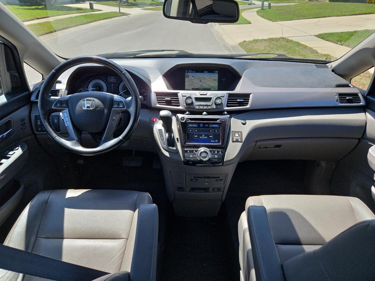 2017 Honda Odyssey - Image 9