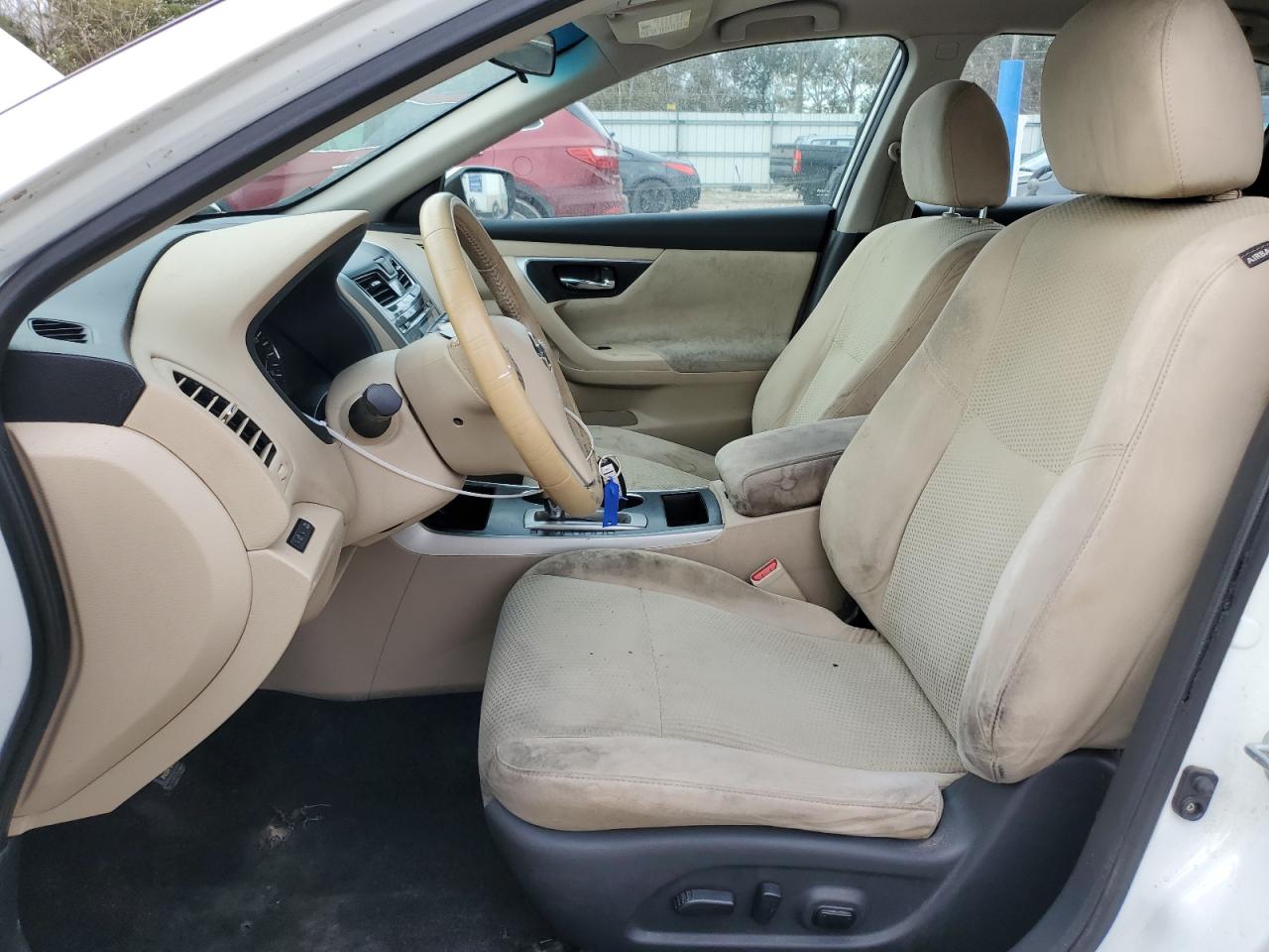 2015 Nissan Altima - Image 7