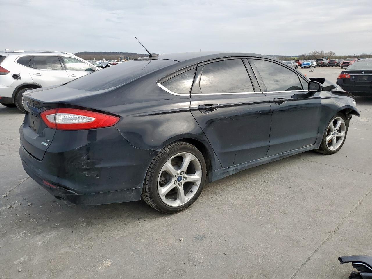 2016 Ford Fusion - Image 3