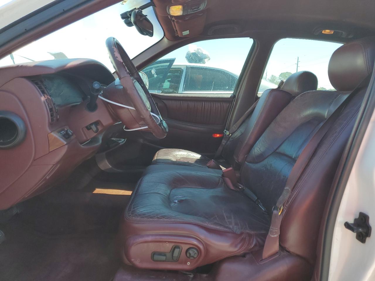 2000 Buick Park Avenue VIN: 1G4CW52K6Y4156955 Lot: 50905625