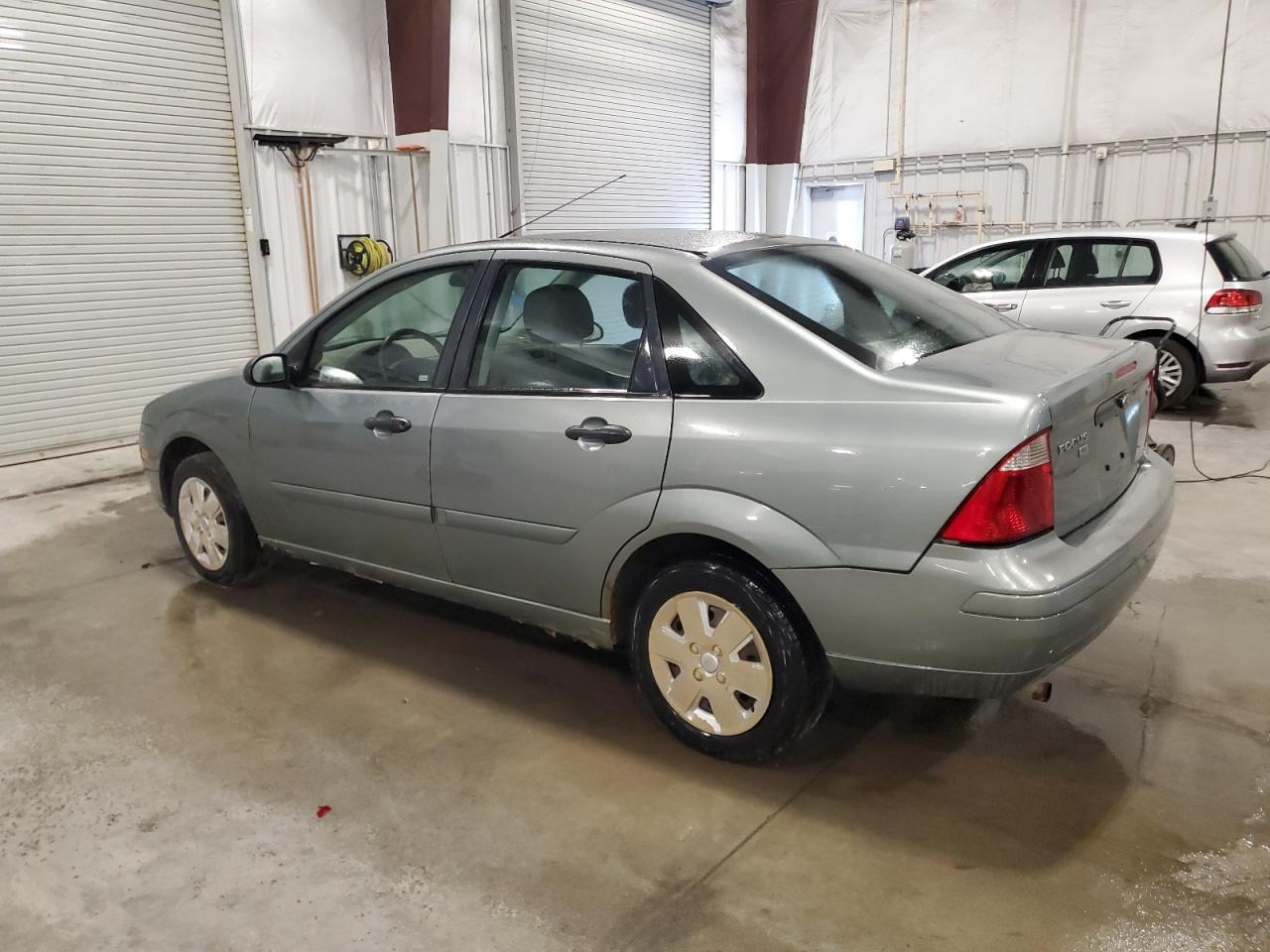 2006 Ford Focus - Image 2