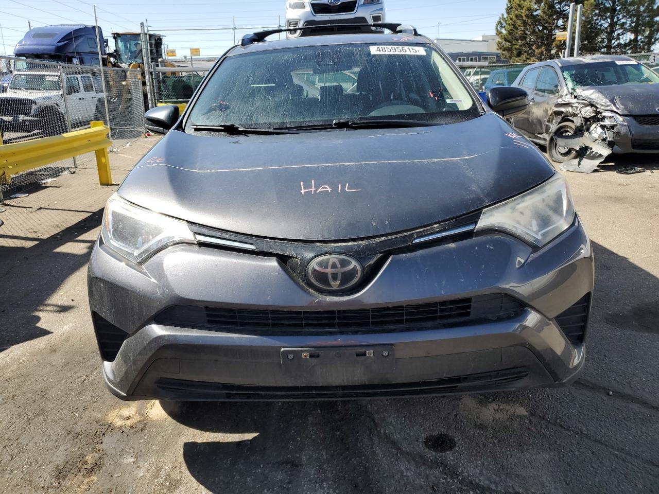 2017 Toyota RAV 4 - Image 5