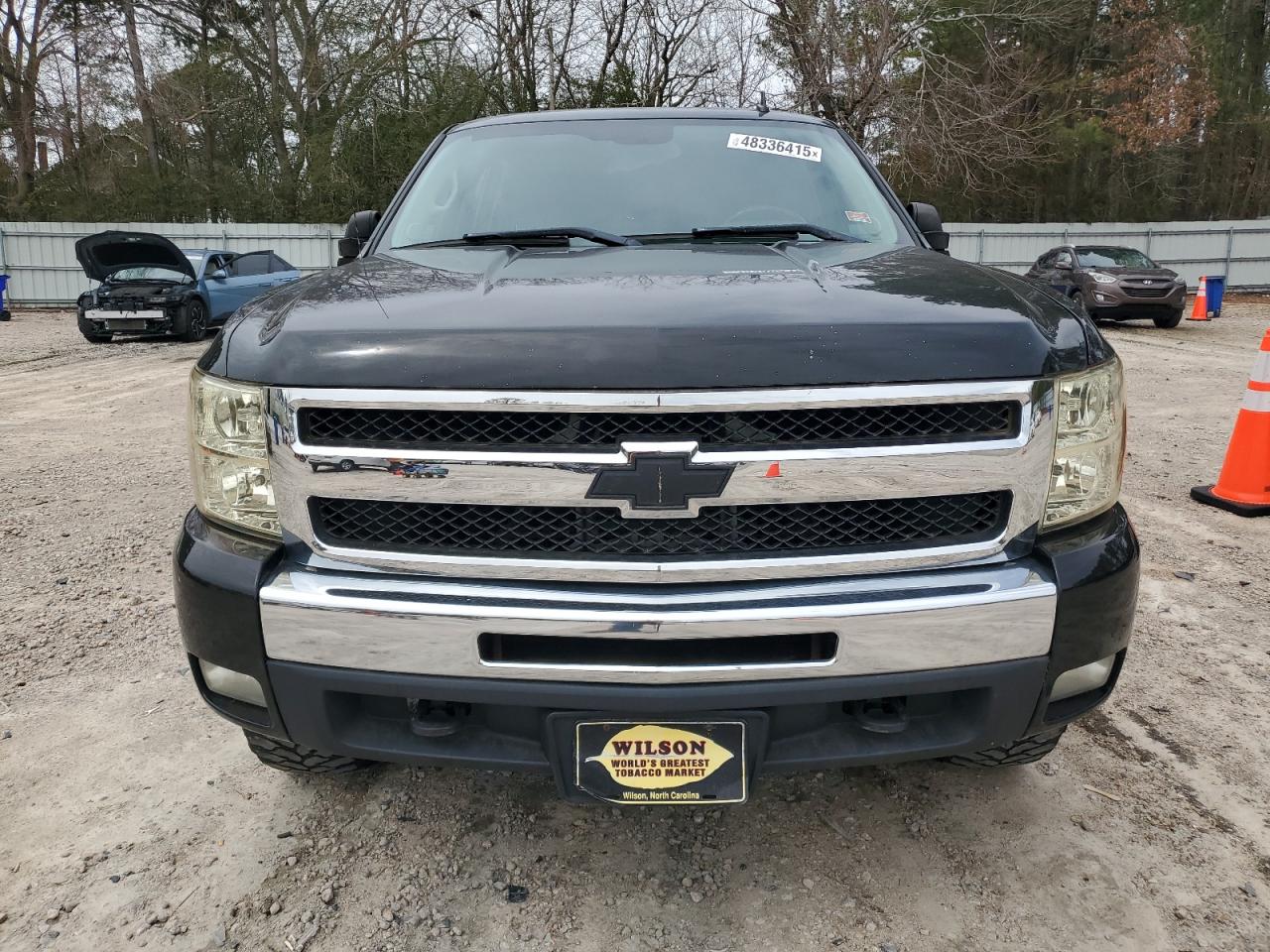 2011 Chevrolet Silverado - Image 5