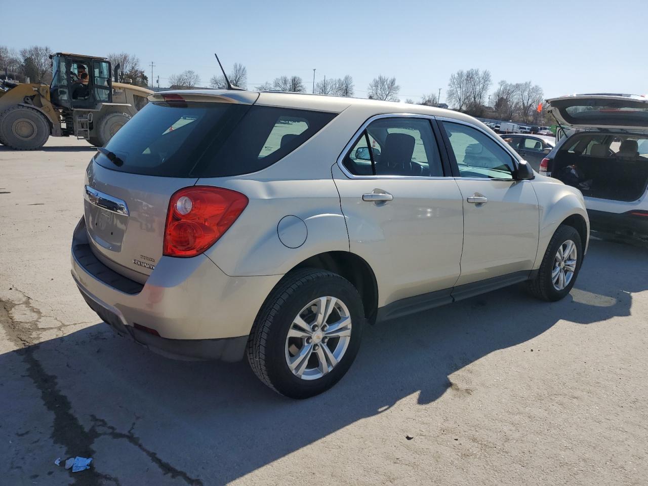 2013 Chevrolet Equinox - Image 3