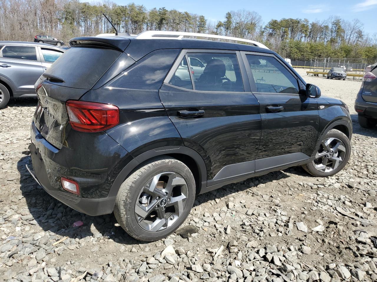 2024 Hyundai Venue - Image 3