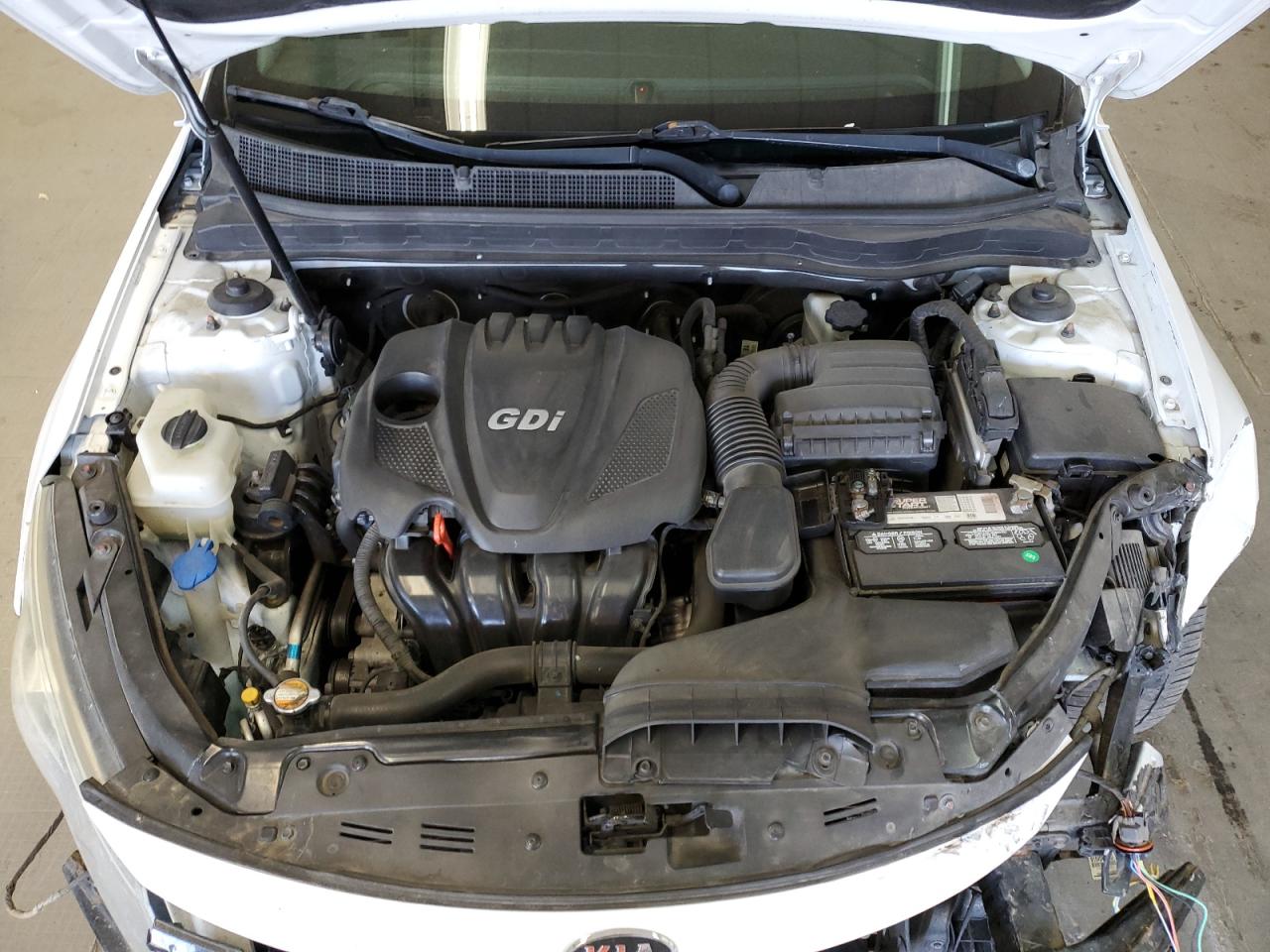 2012 Kia Optima - Image 11
