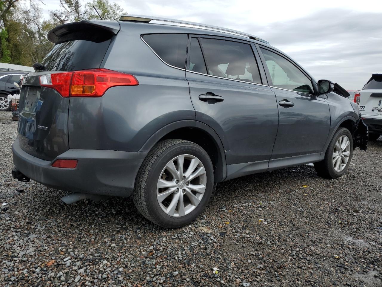 2015 Toyota RAV 4 - Image 3