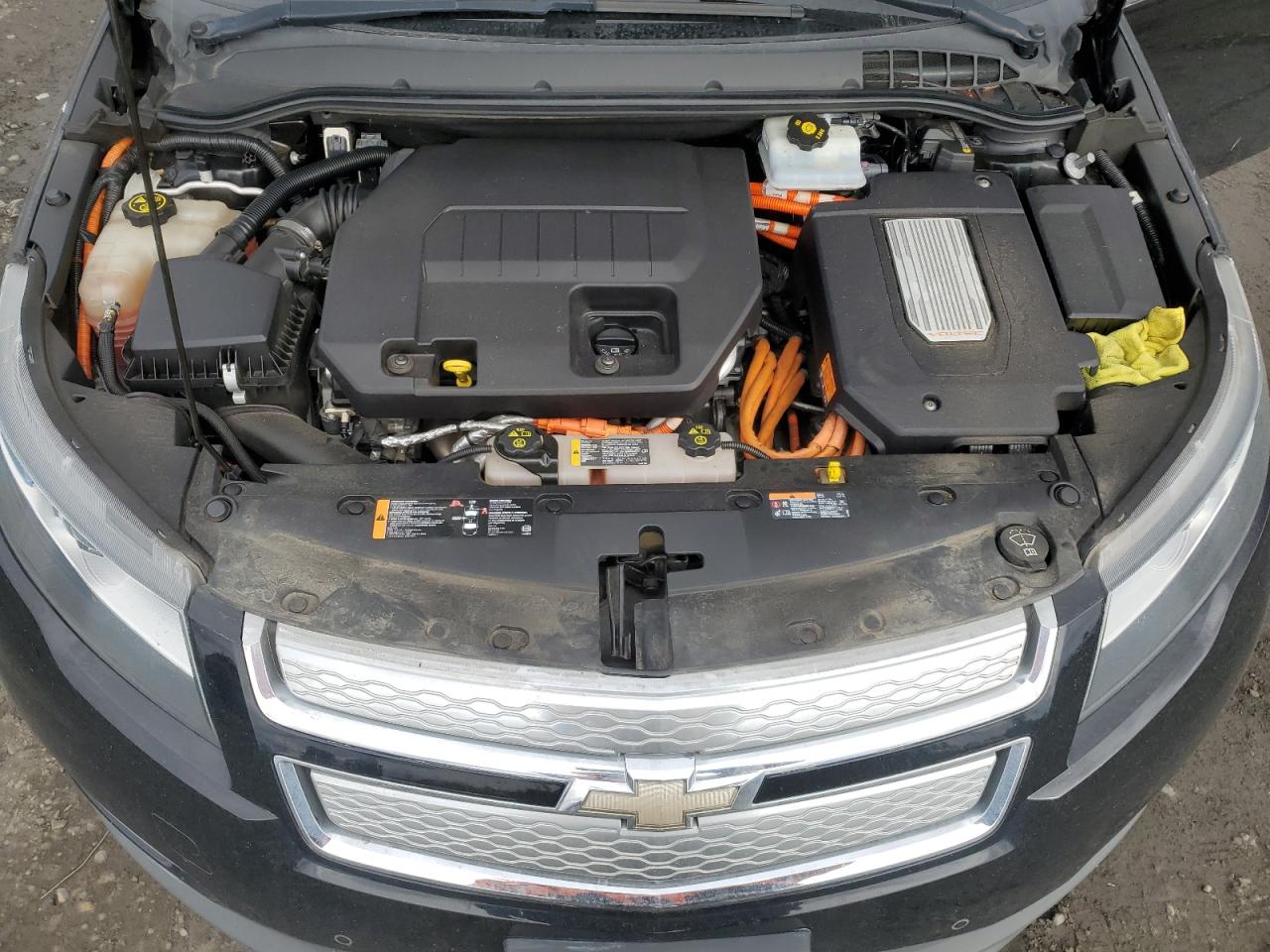 2013 Chevrolet Volt - Image 11