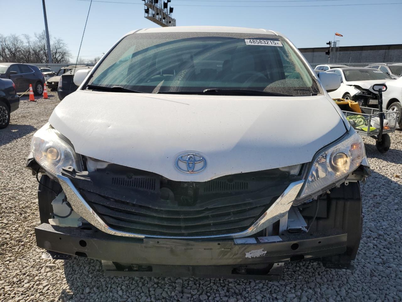 2014 Toyota Sienna - Image 5