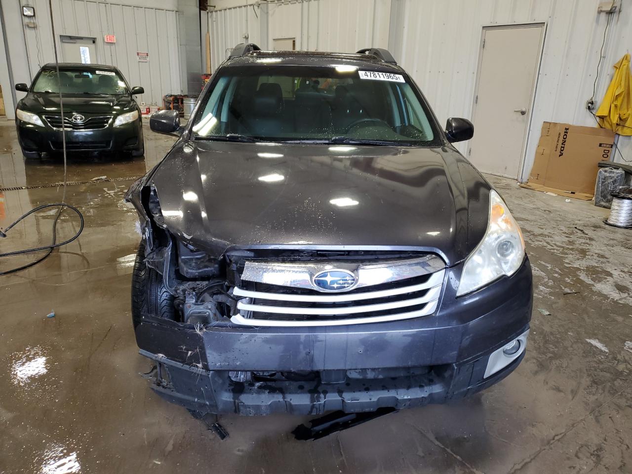 2010 Subaru Outback - Image 5