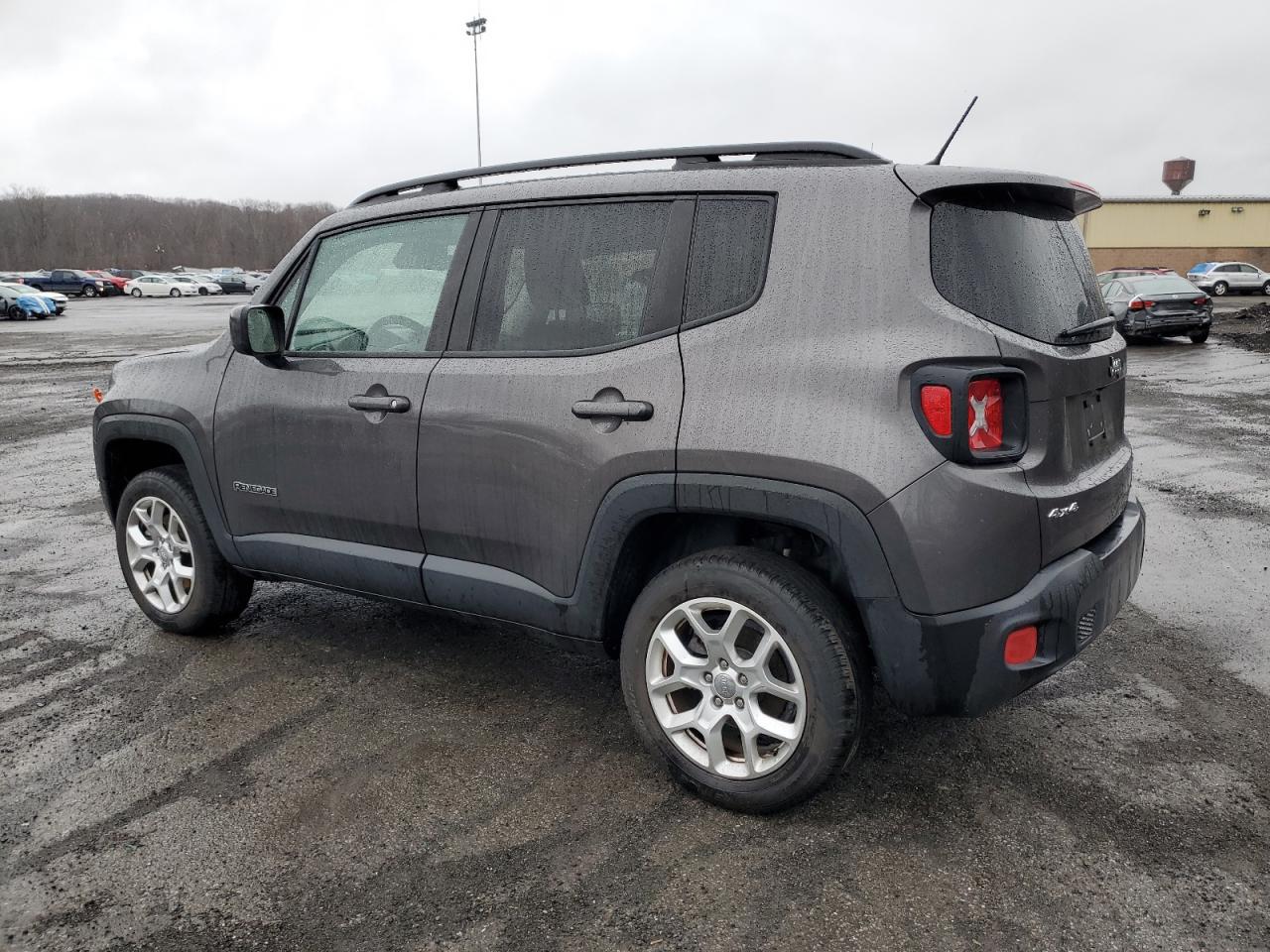 2017 Jeep Renegade - Image 2