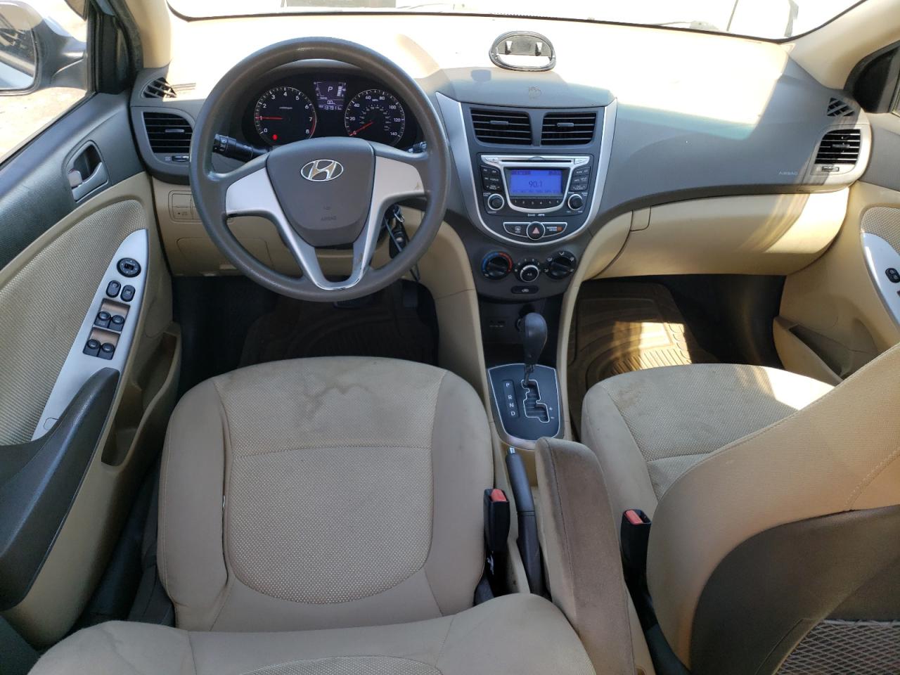2013 Hyundai Accent - Image 8